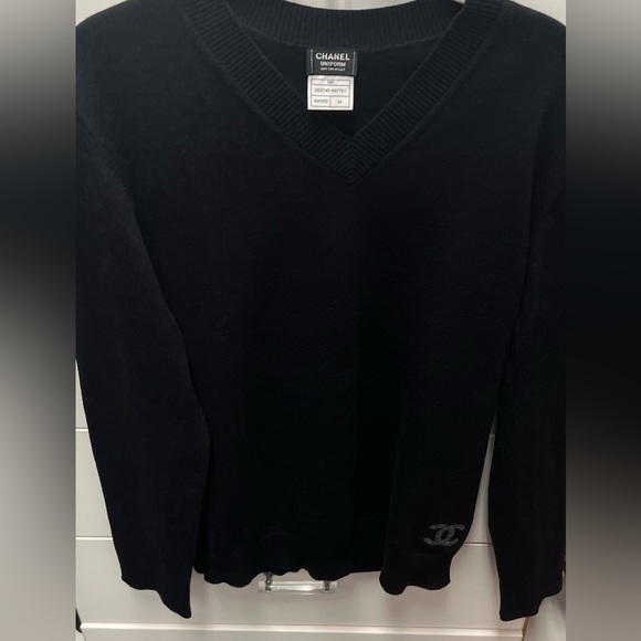 CHANEL UNIFORM MENS V-NECK SIZE MEDIUM: $350 - Picture 2 of 5
